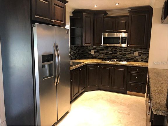 4th image of 400 Marjory Dr