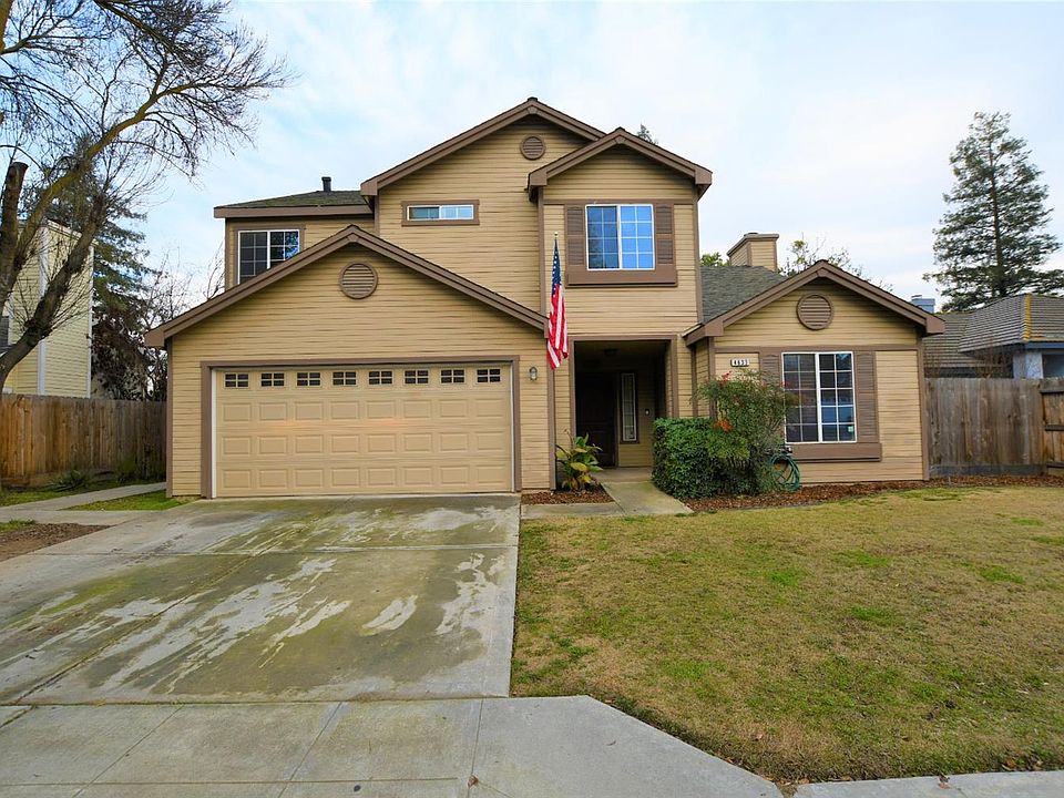 2nd image of 4633 W Griffith Way