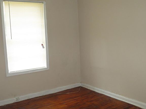 5th image of 1636 E 15th St