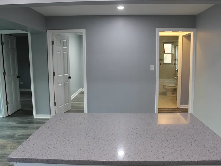 8134 N Merrill St — Photo 11