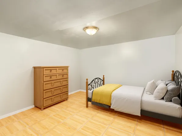 107 Miller Avenue image 18 of 19