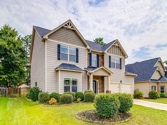 2nd image of 609 Angel Oak Ln