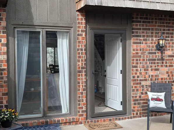2331 S 74th St Unit 38, Lincoln, NE 68506