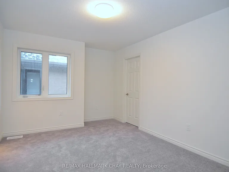 18 Hummingbird Grv — Photo 15