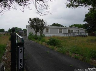3765 Freudenburg Rd, Converse, TX 78109
