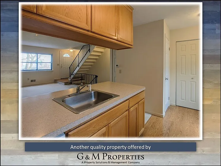 553 Eastbrooke Ln — Photo 8