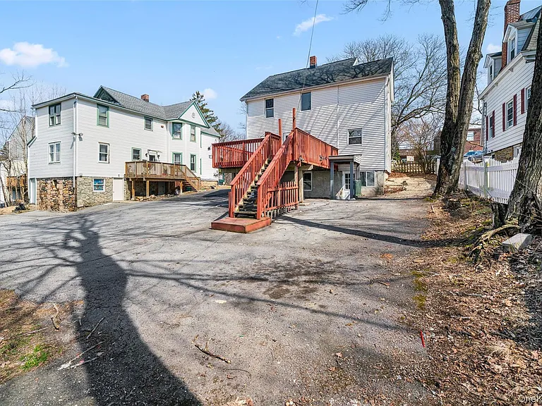 241 N Main St — Photo 20