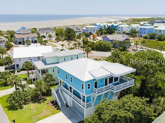3rd image of 5 Tradewind Ln