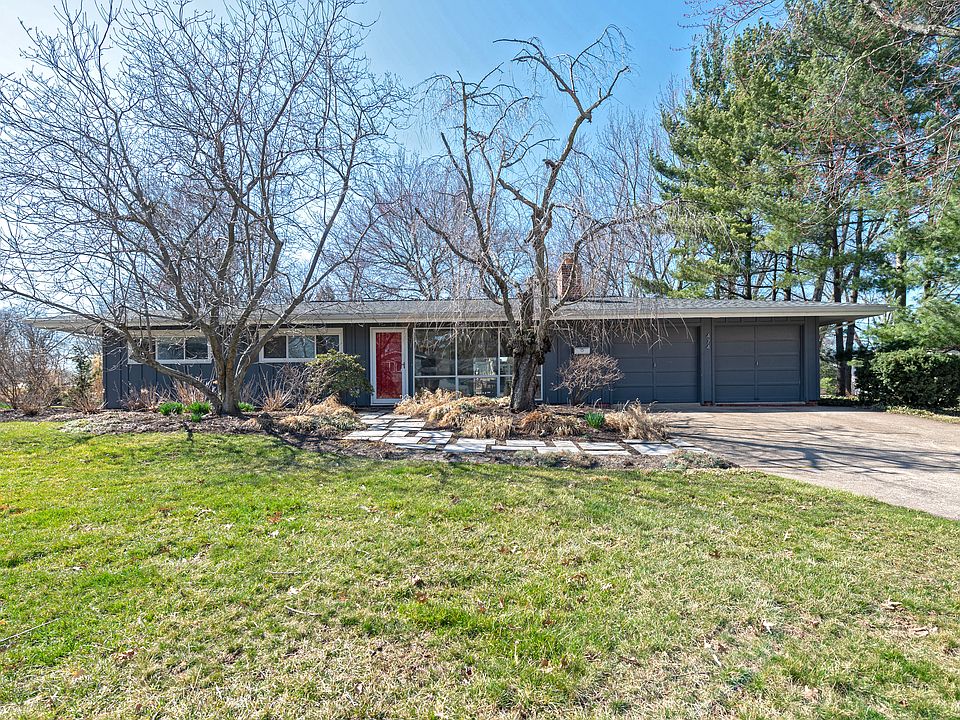 1st image of 474 Sandalwood Dr