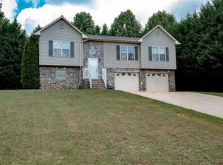 1246 Trinity Pl, Granite Falls, NC 28630