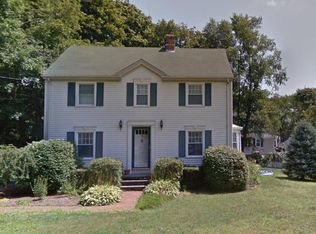 36 Proctor Ave, East Greenwich, RI 02818