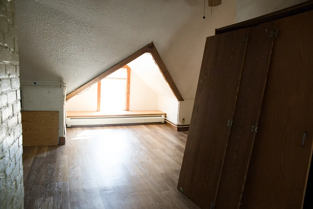 Building Photo - 1309 E Hennepin Ave #2
