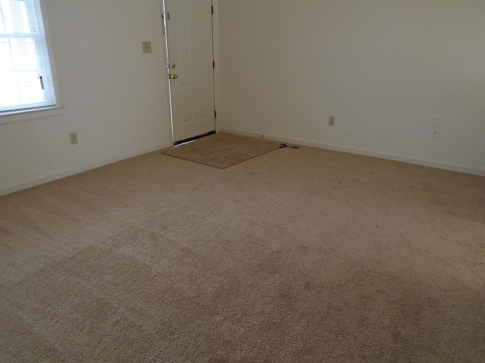 2nd image of 405 Monza Ct APT A