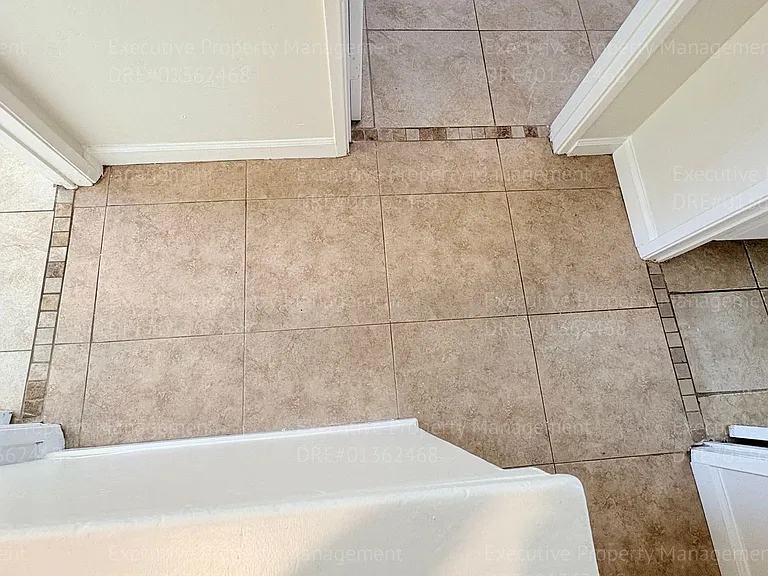 1405 Pacific St — Photo 20