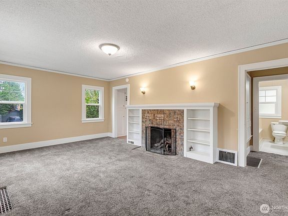 3rd image of 5003 Woodlawn Avenue N