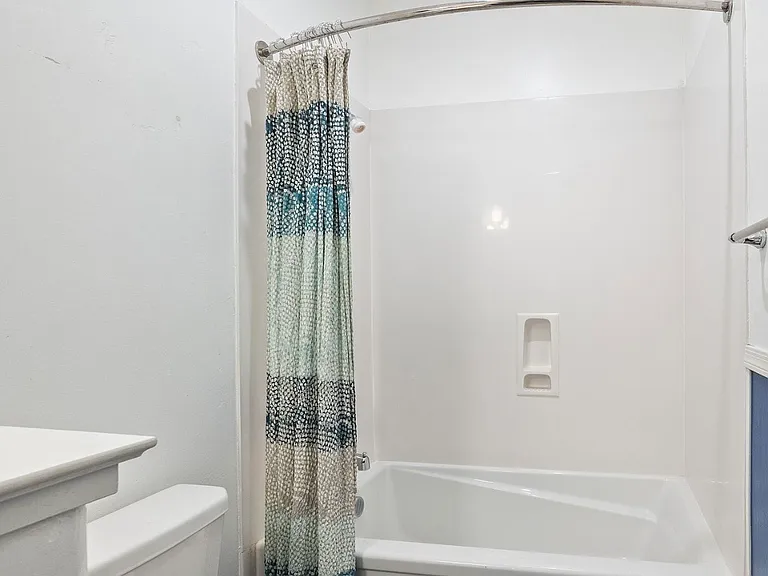 4169 Southampton St #8 — Photo 15