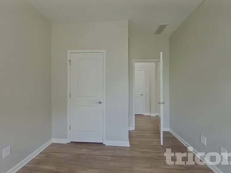 6909 Barefoot Forest Dr — Photo 10