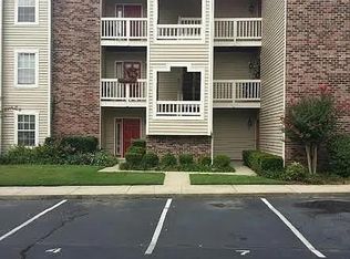 2705 Preston Woods Ln APT 3, Fayetteville, NC 28304