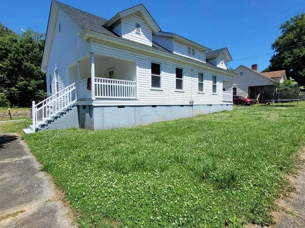 225 Limestone St, Pacolet, SC 29372