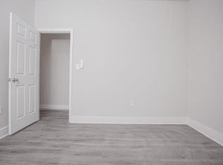 6154 N Lambert St #61, Philadelphia, PA 19138