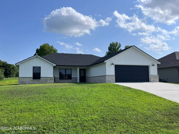 4801 Carly Dr, Jefferson City, MO 65101