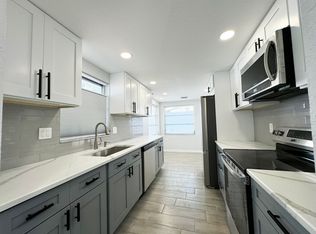 1648 Roundtree Rd, Holiday, FL 34690