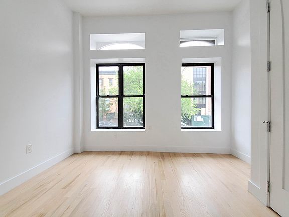 2nd image of 220 W 122nd St APT 2F