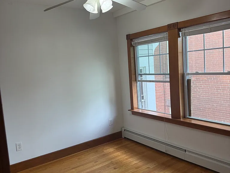 245 Edwards St #2L — Photo 8