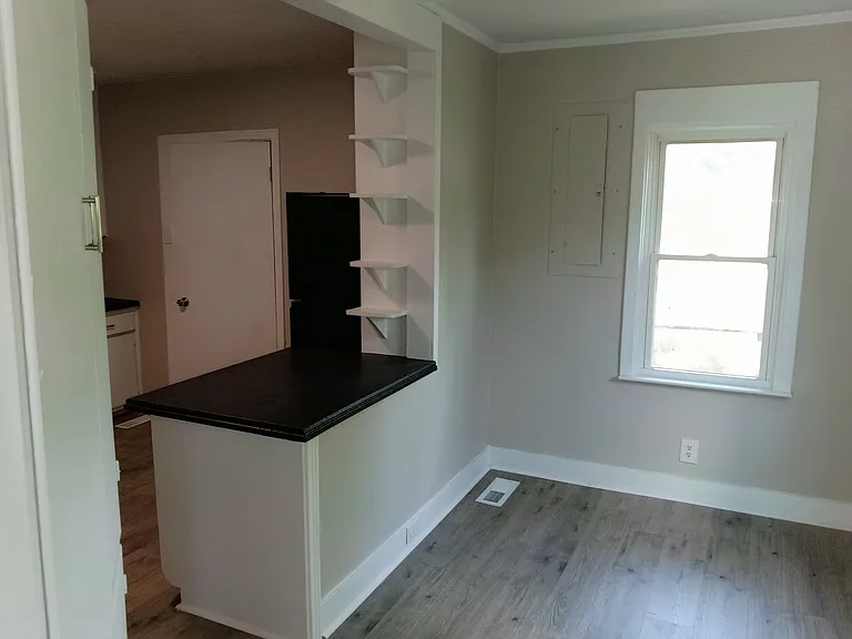 402 Green Acres Dr — Photo 15