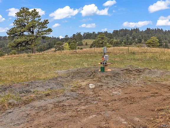 3rd image of 26283 Thea Gulch Road