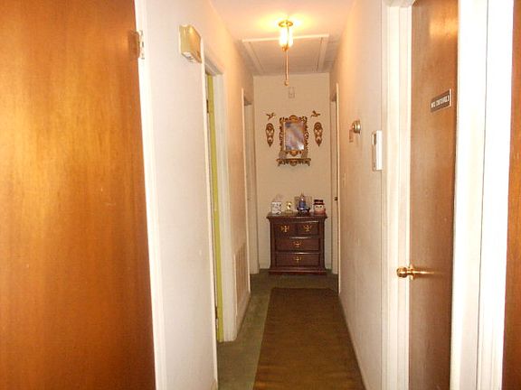 5th image of 1020 Greenwood Ave