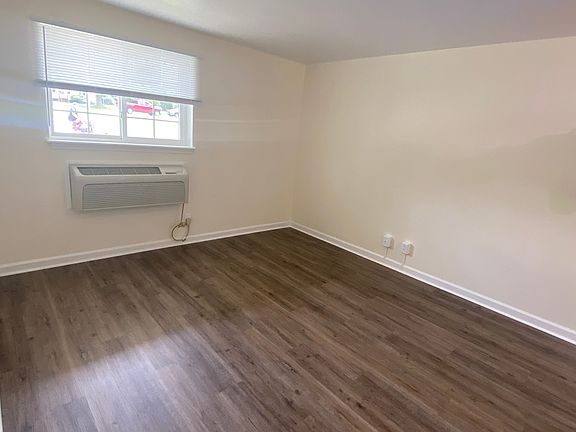3rd image of 238-242 Genesee St #2