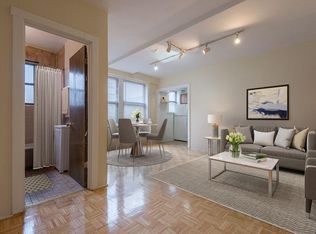 739 West Belmont Avenue, Chicago, IL 60657