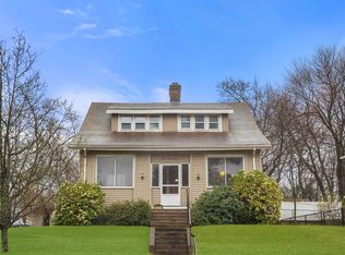 924 Pleasant St, Worcester, MA 01602