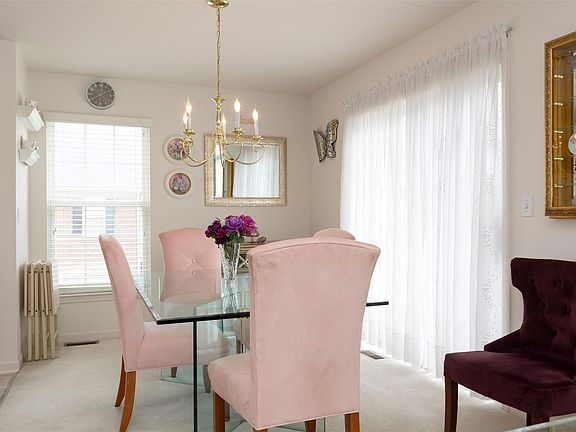 4th image of 47512 PEMBROKE Drive