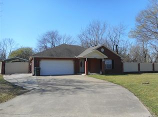 2521 S 28th Pl, Muskogee, OK 74401