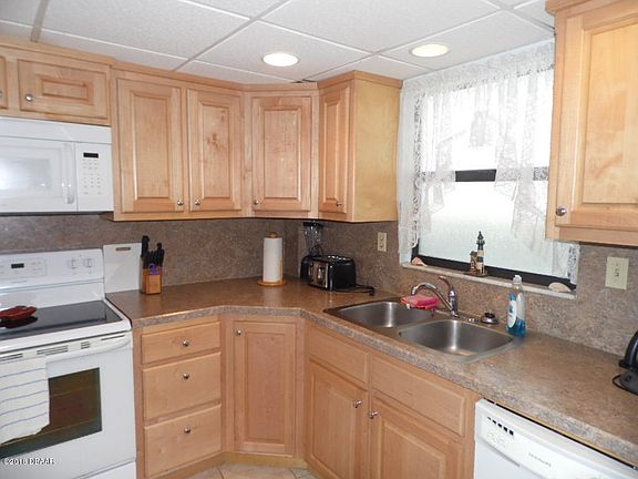 4th image of 915 Ocean Shore Blvd #4040