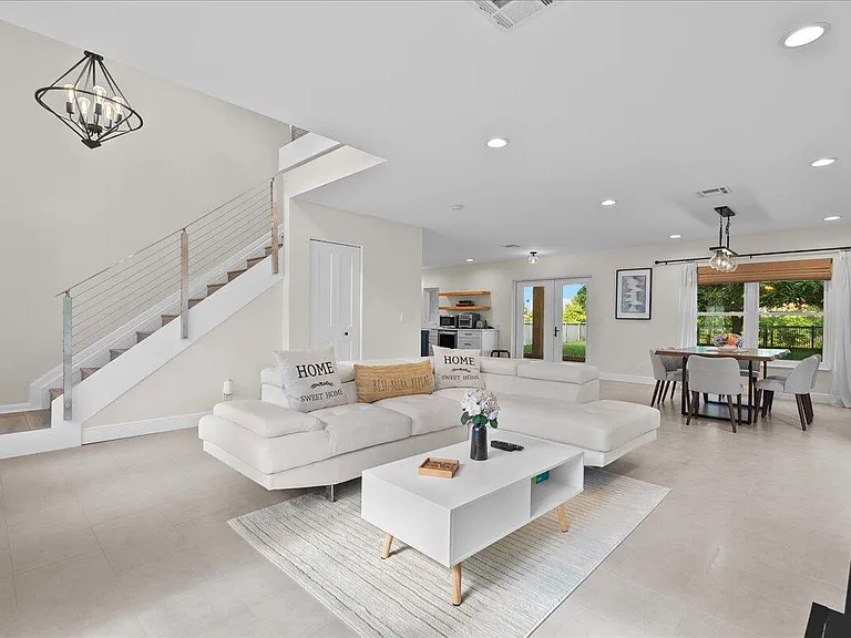 2447 Country Golf Dr — Photo 3