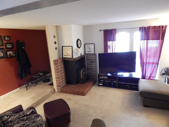 3rd image of 115 Touchstone Pl