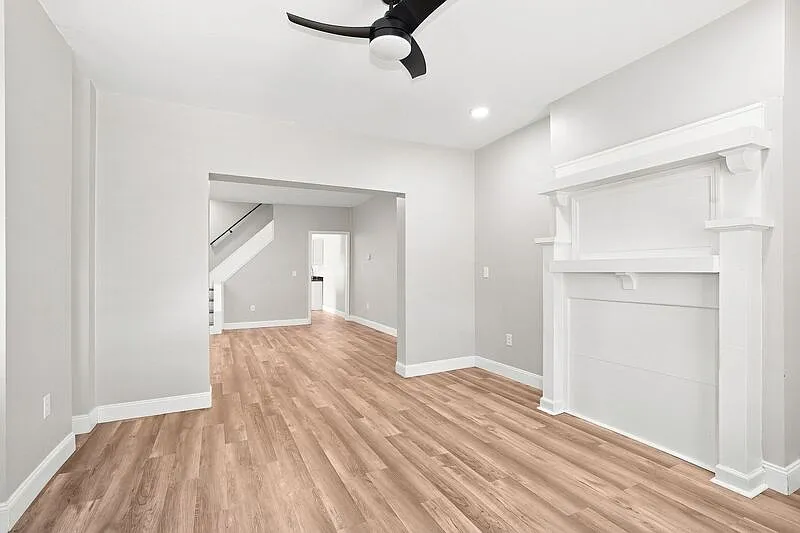 3 bed, 1.5 bath, 1301 sqft, $1,225 — Photo 4