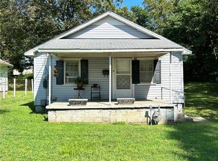 13 Market St, Williamston, SC 29697
