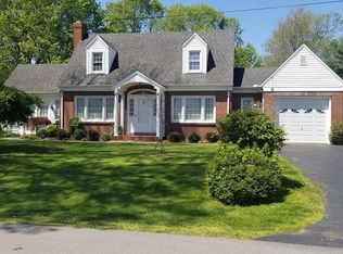 117 Lakeview Dr, Flemingsburg, KY 41041