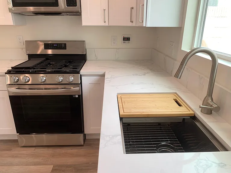 657 Quincy Ave #A — Photo 6