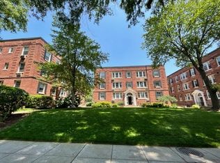 4491 Macarthur Blvd NW APT B2, Washington, DC 20007