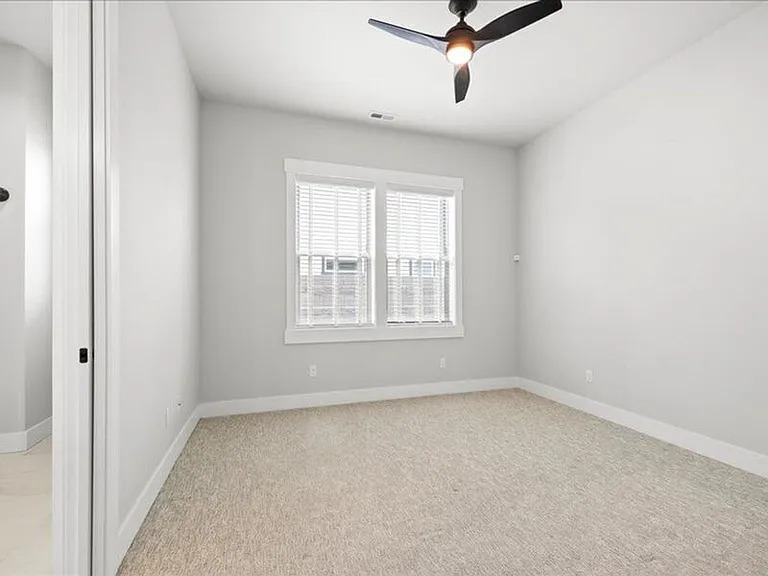 2319 Skyview Loop — Photo 15
