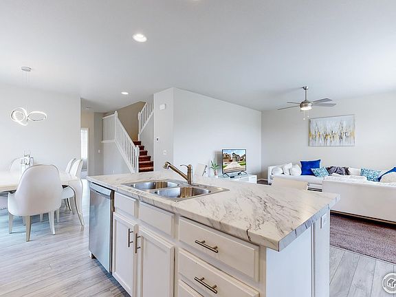 3rd image of 1703 Country Sun Dr