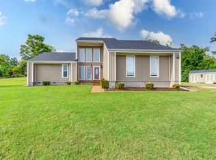 901 Heather Ln, Columbia, TN 38401