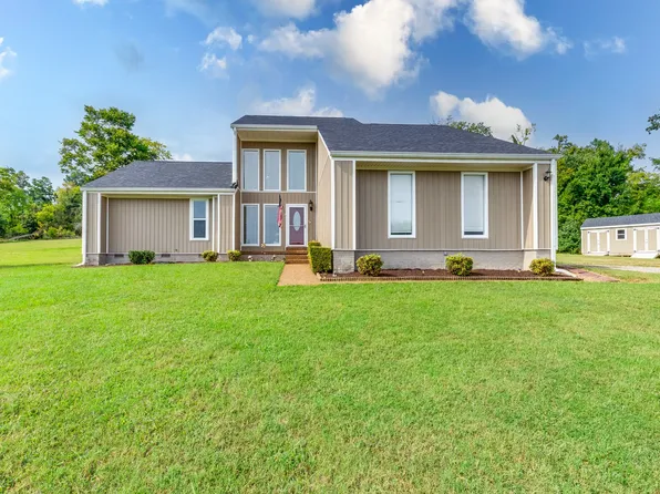 901 Heather Ln, Columbia, TN 38401