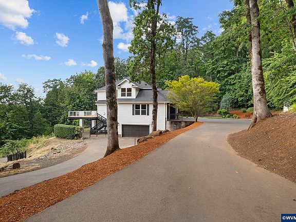 5th image of 846 55th Ave NW