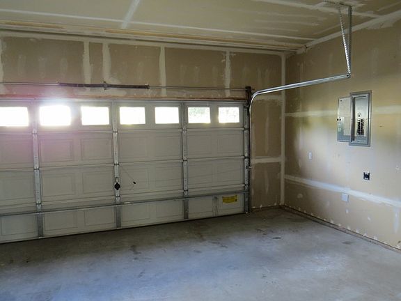 2nd image of 11312 177th Ave E